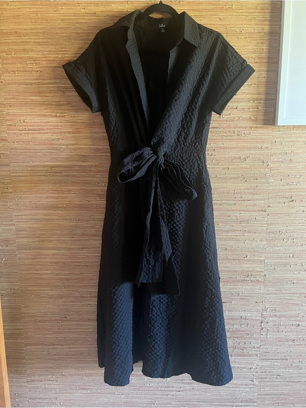 Stunning textured NWT lulu shirt dress black